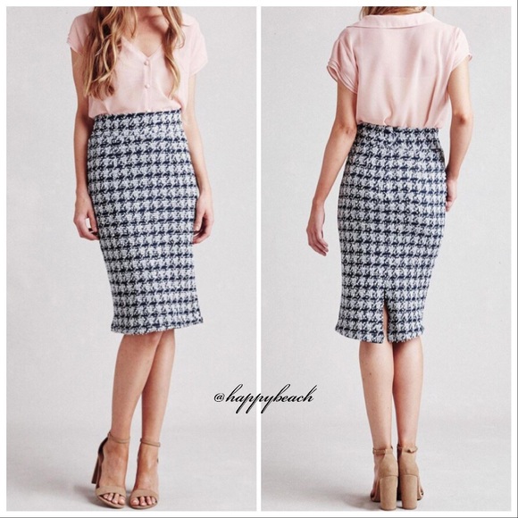 Anthropologie Dresses & Skirts - Anthro Paper Crown Lincoln Tweed pencil skirt